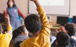 estudiantes en una sala de clases