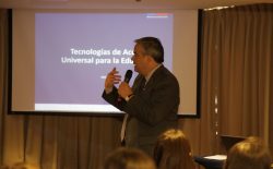 Jefe DEG en jornada de escuelas especiales