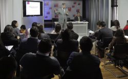 Jefe DG con entidades ejecutoras de proyectos de reinserción y reingreso