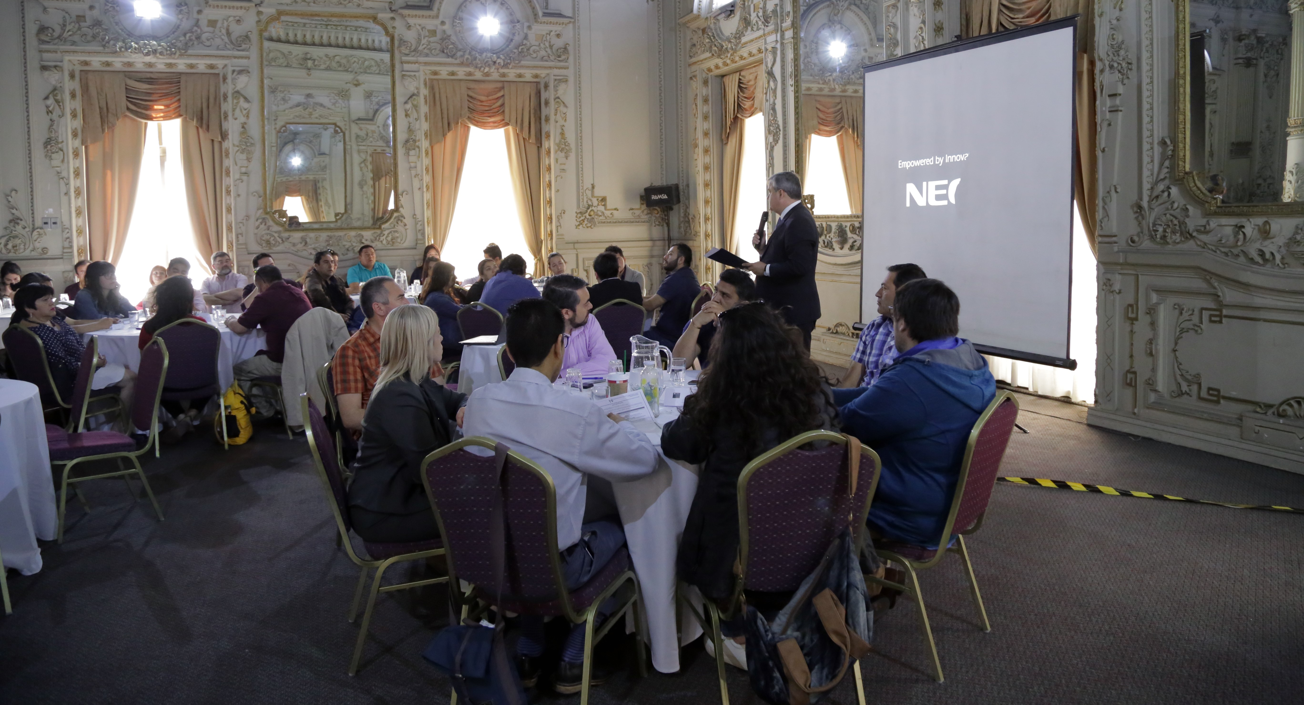 Esc. nuevo modelo de gestion Sename